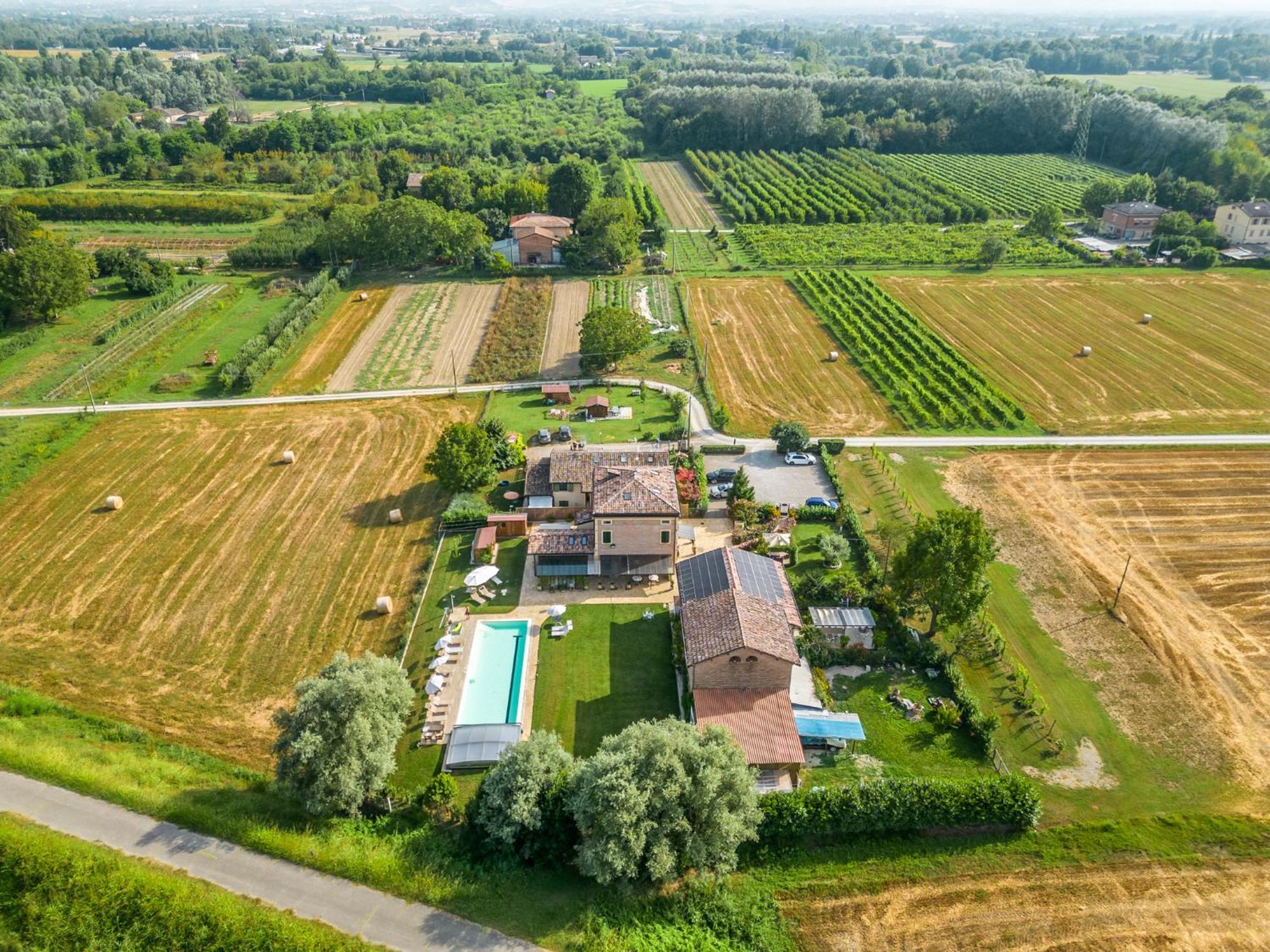 La Casa Di Valeria - Modena Panzió Kültér fotó
