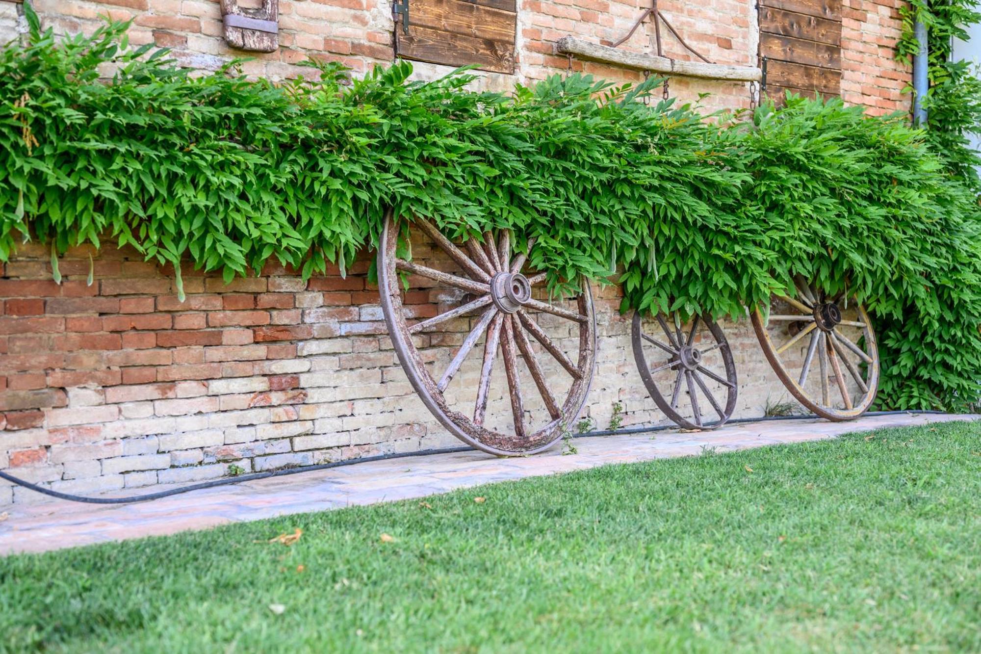 La Casa Di Valeria - Modena Panzió Kültér fotó