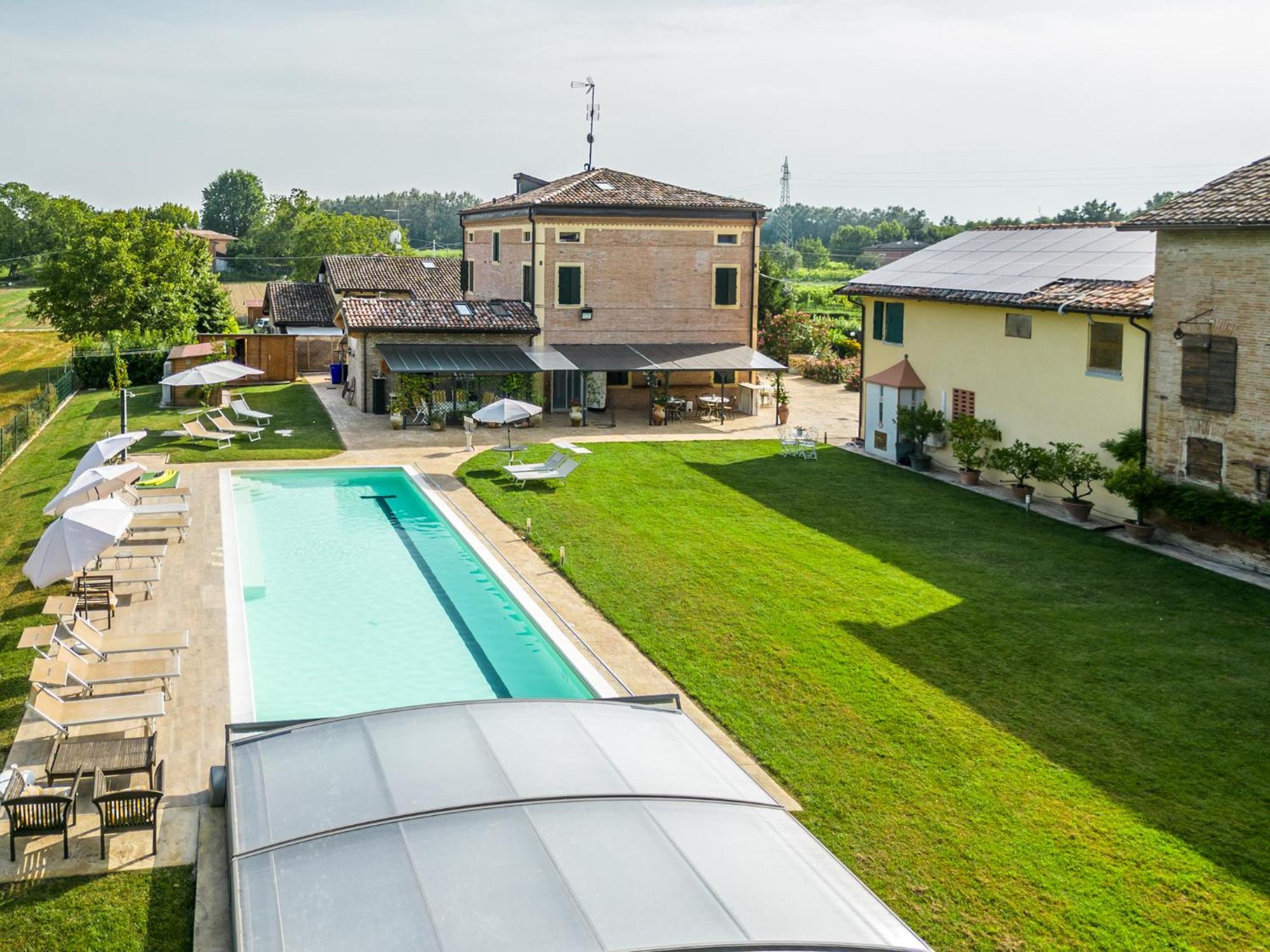 La Casa Di Valeria - Modena Panzió Kültér fotó